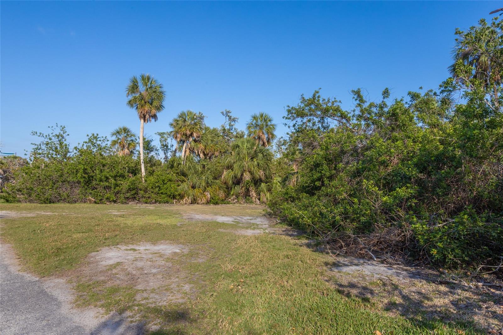 BAILEY-DOBSON - Land