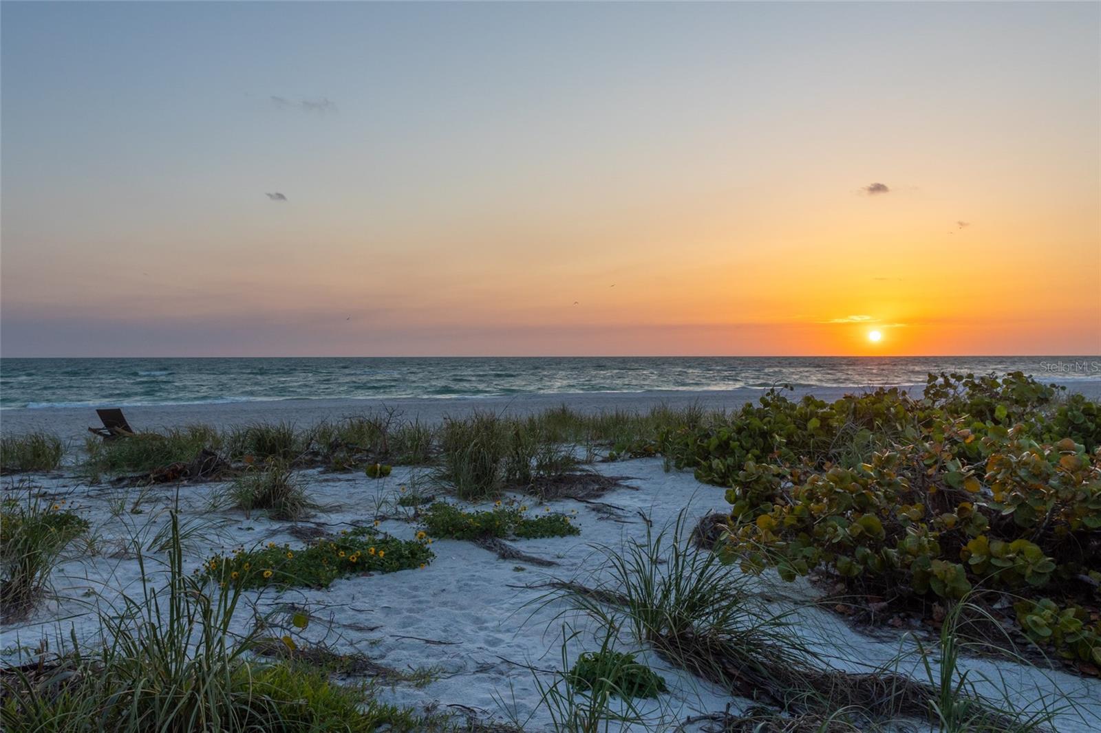 BAILEY-DOBSON - Land