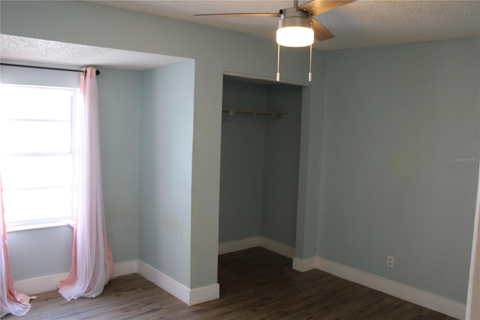 LINCOLN PARK - Residential