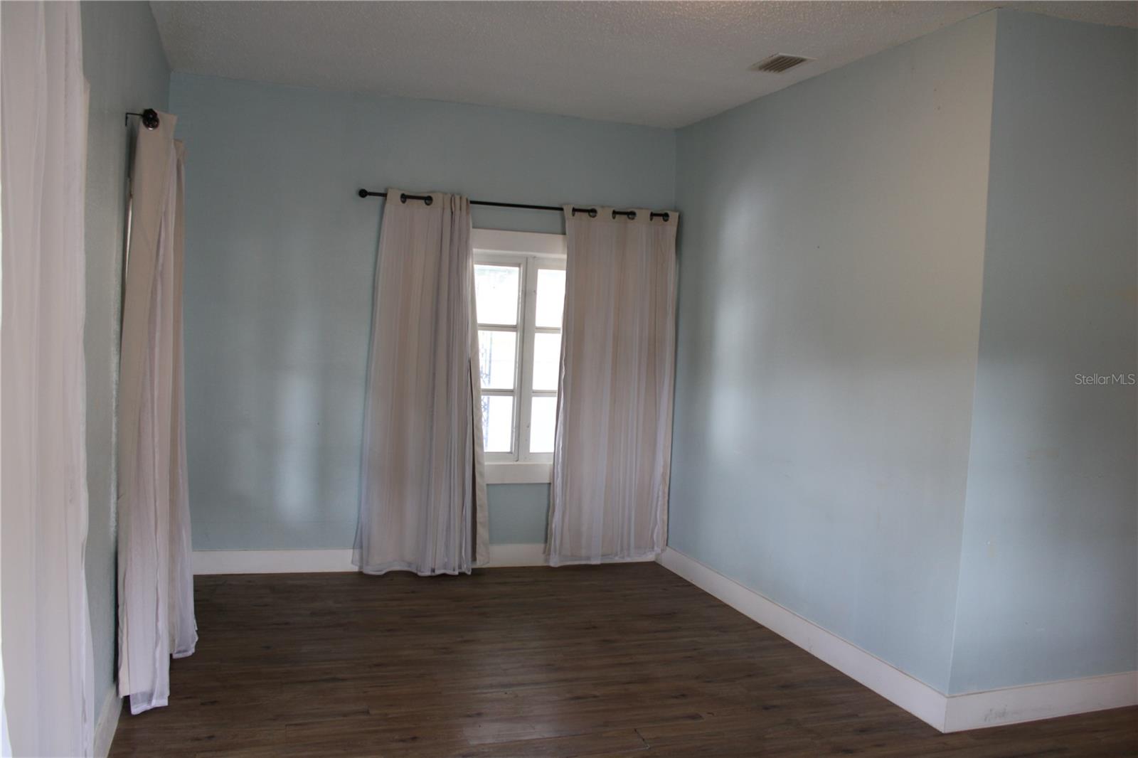 LINCOLN PARK - Residential