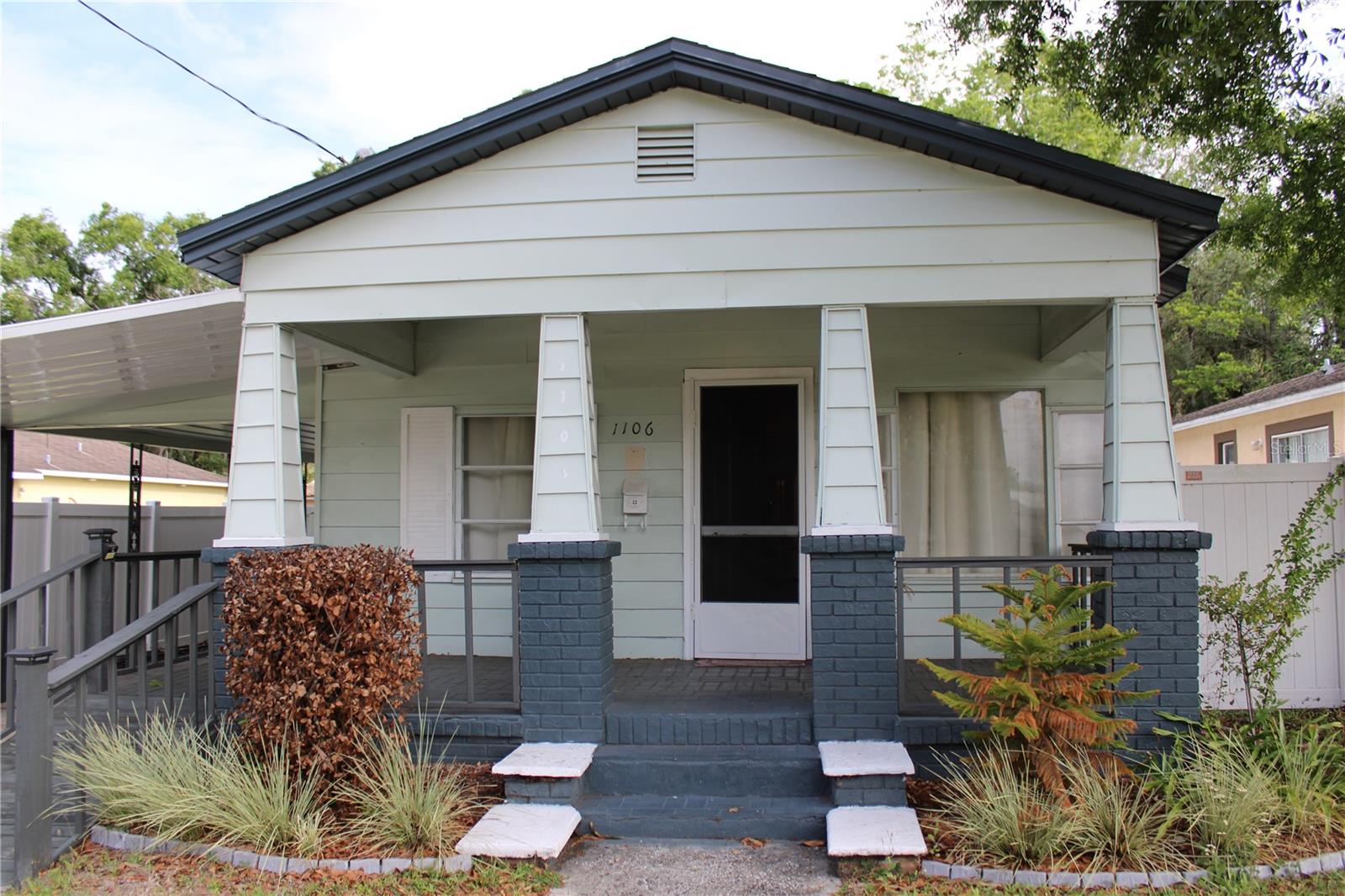 LINCOLN PARK - Residential