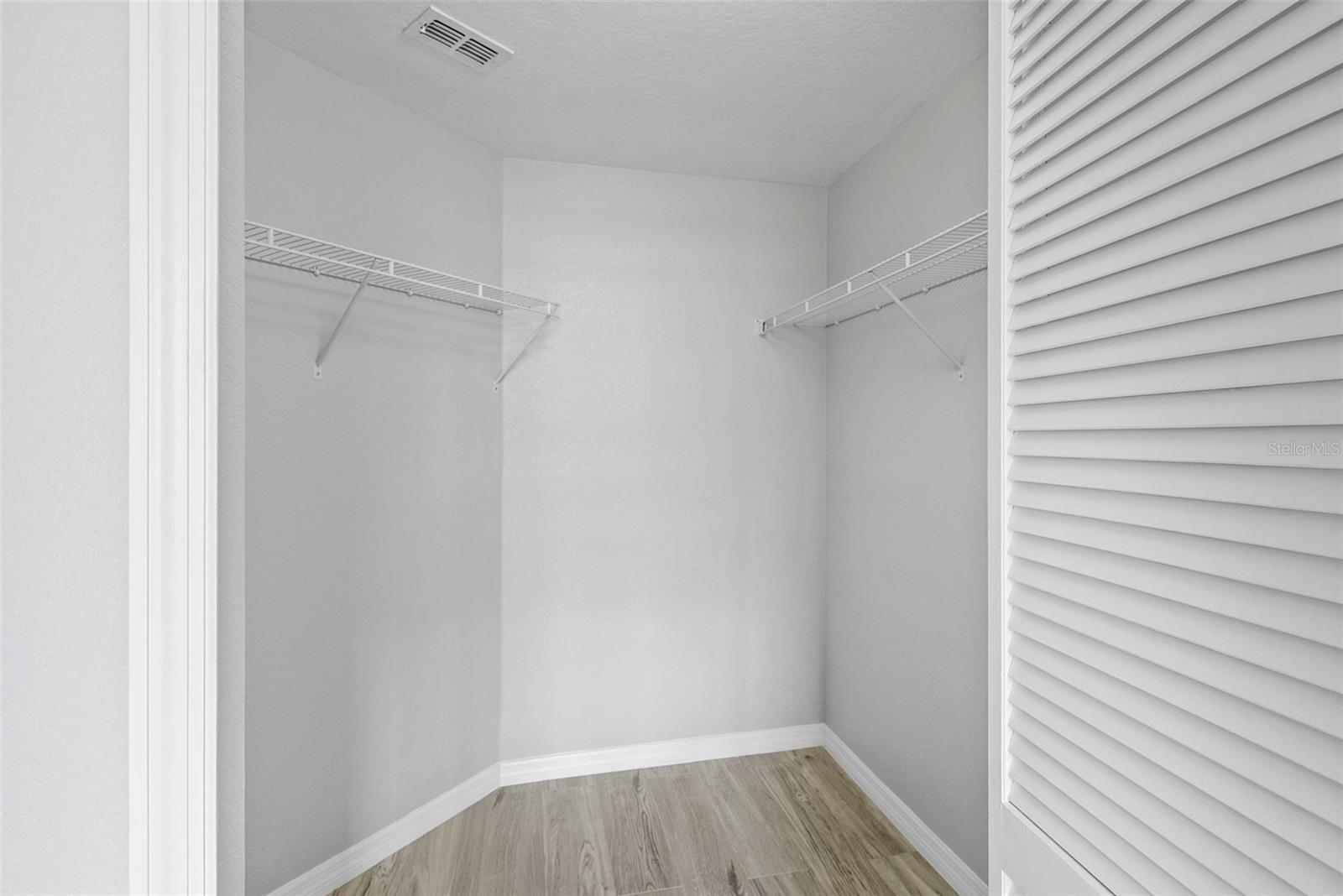 PARKCREST HARBOUR ISLAND CONDOMINIUM - Residential