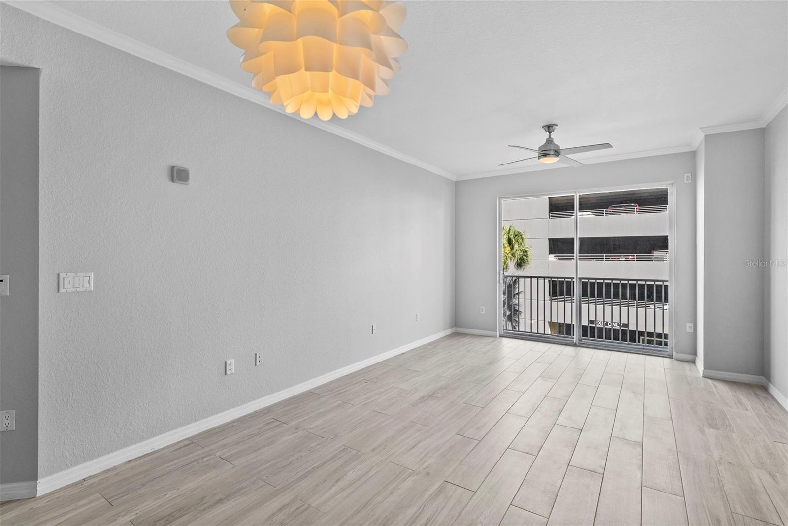 PARKCREST HARBOUR ISLAND CONDOMINIUM - Residential