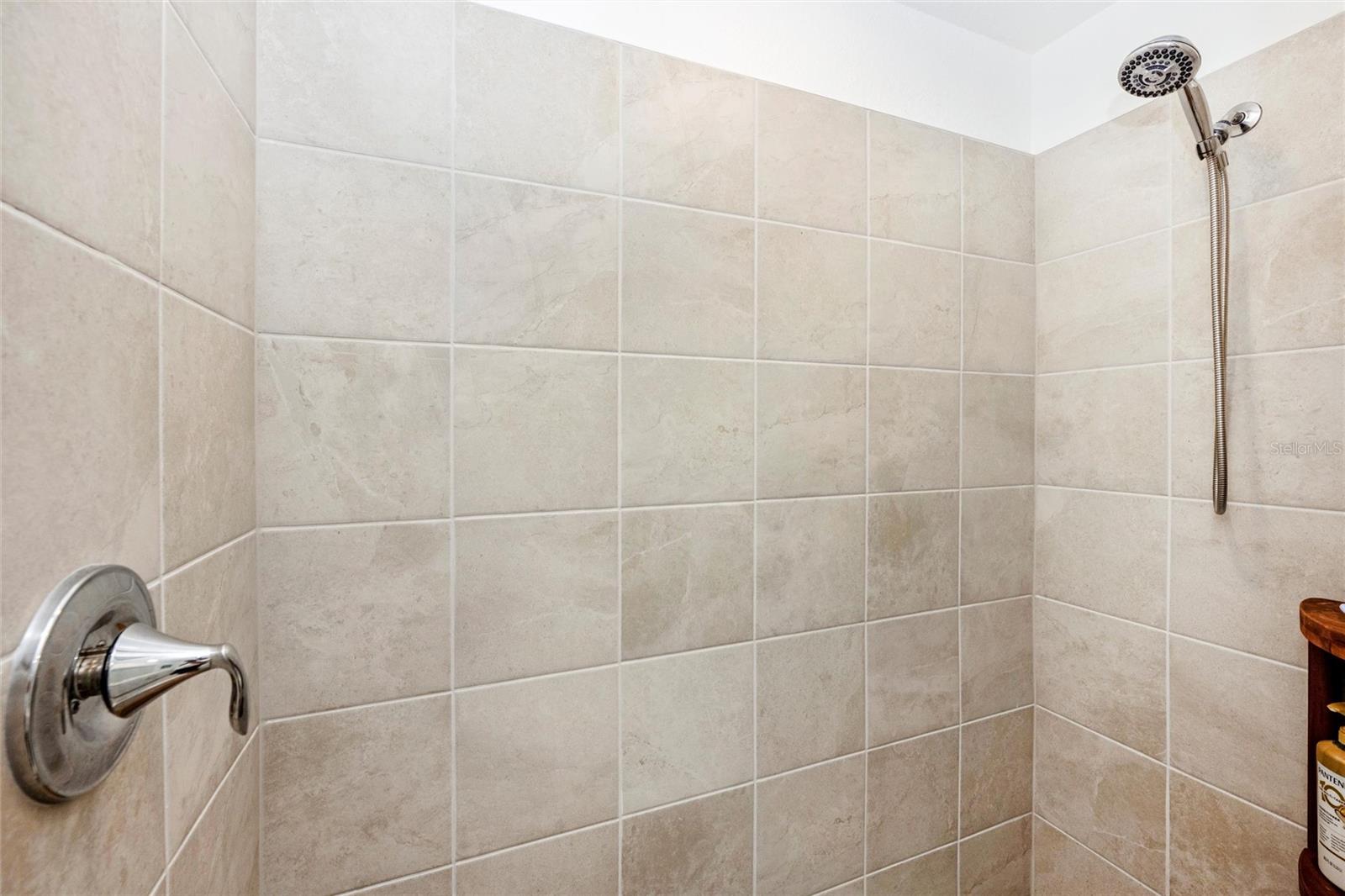 WELLEN PARK GOLF & COUNTRY CLUB - Residential