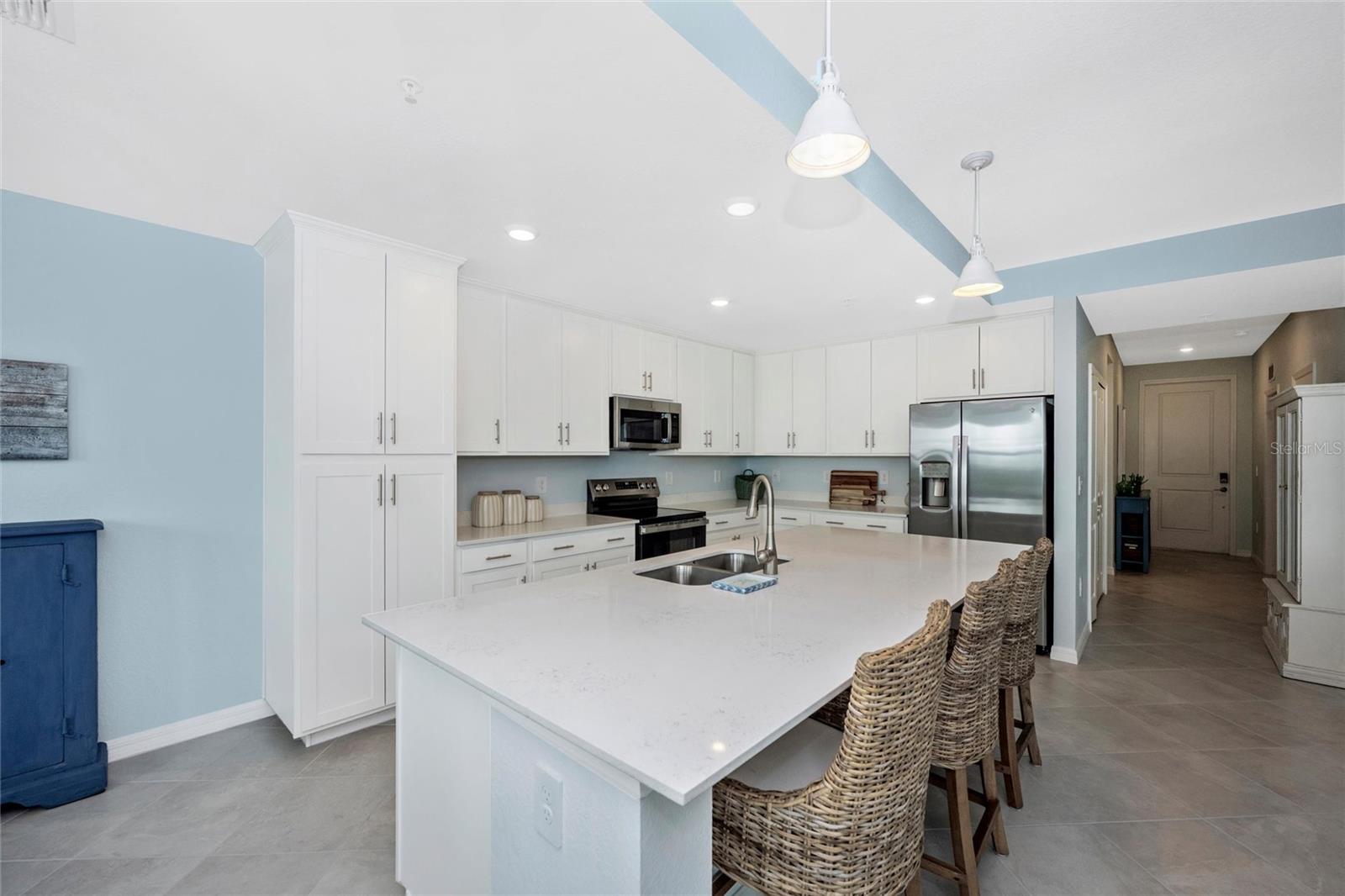 WELLEN PARK GOLF & COUNTRY CLUB - Residential