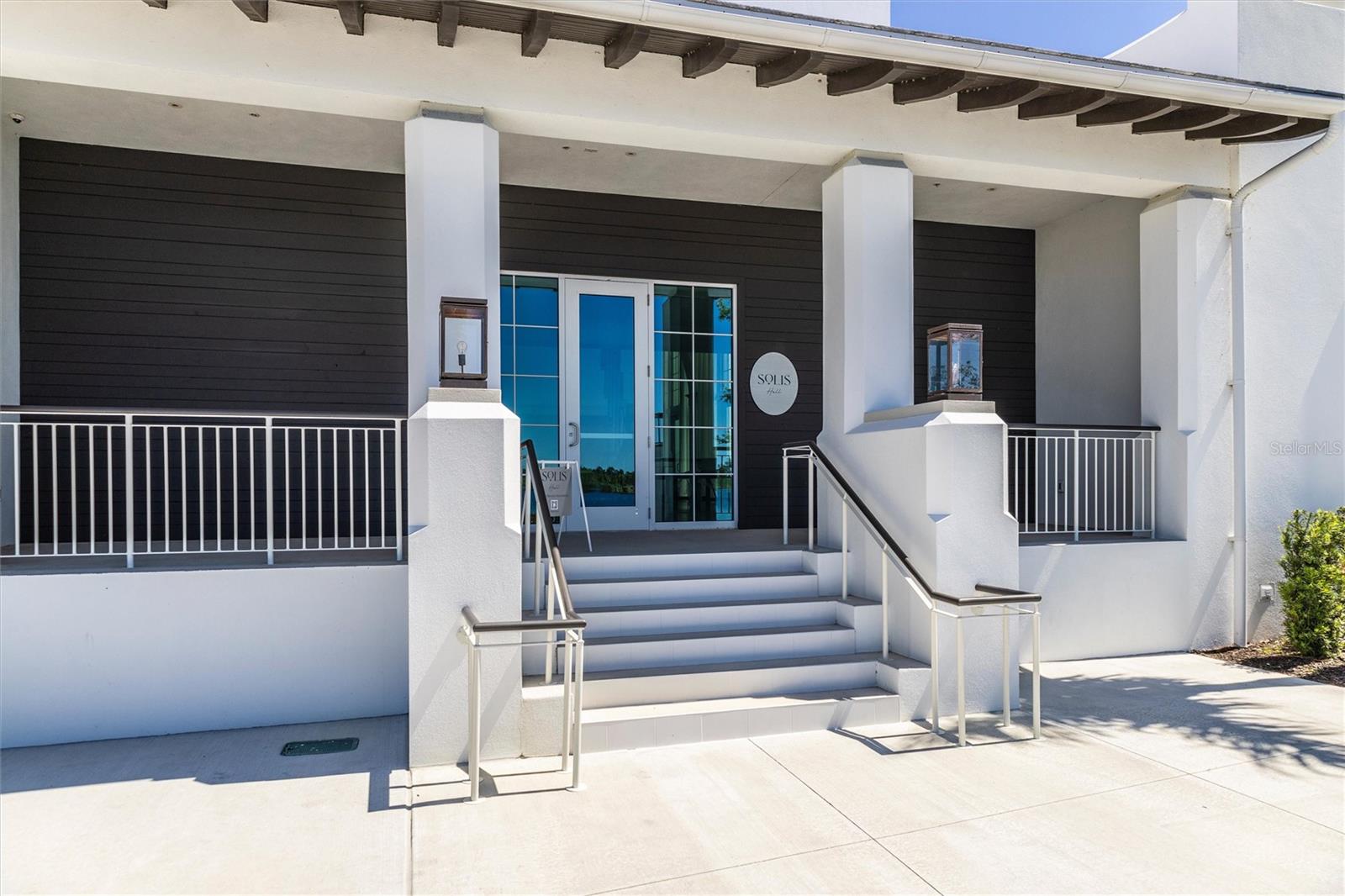 WELLEN PARK GOLF & COUNTRY CLUB - Residential