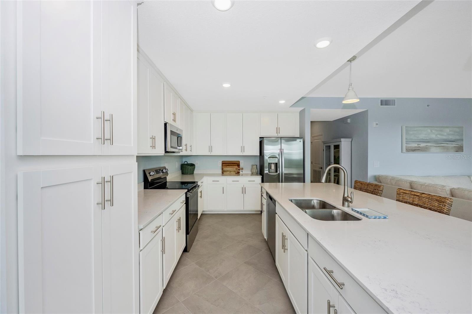 WELLEN PARK GOLF & COUNTRY CLUB - Residential