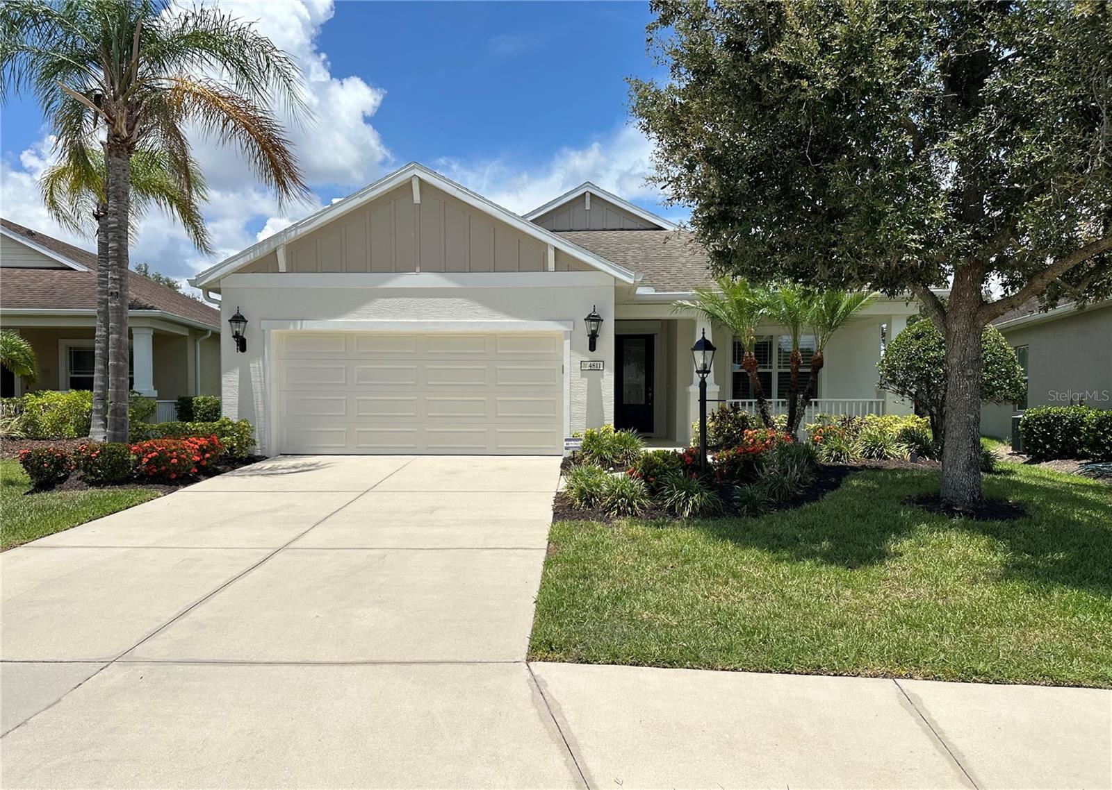 4811 SILVERMOSS DRIVE