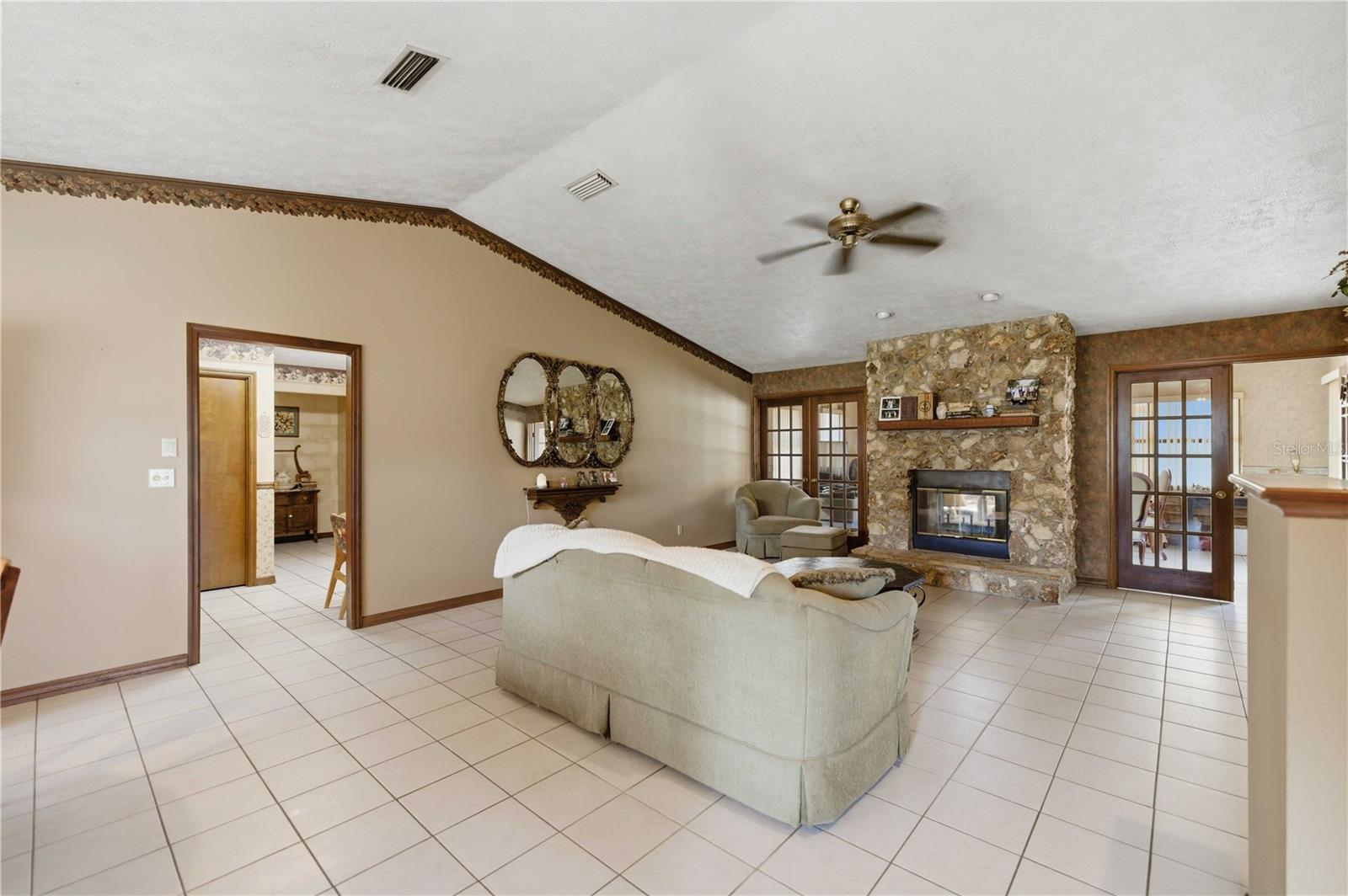 BEAR TRACK RANCH - Residential