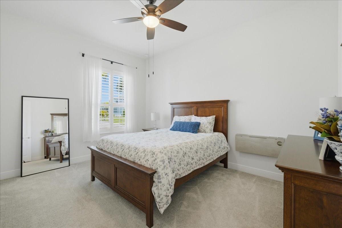 MIRABAY PH 3C-2 - Residential