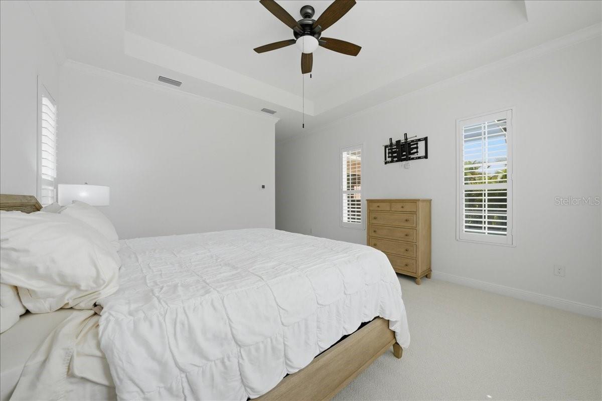 MIRABAY PH 3C-2 - Residential