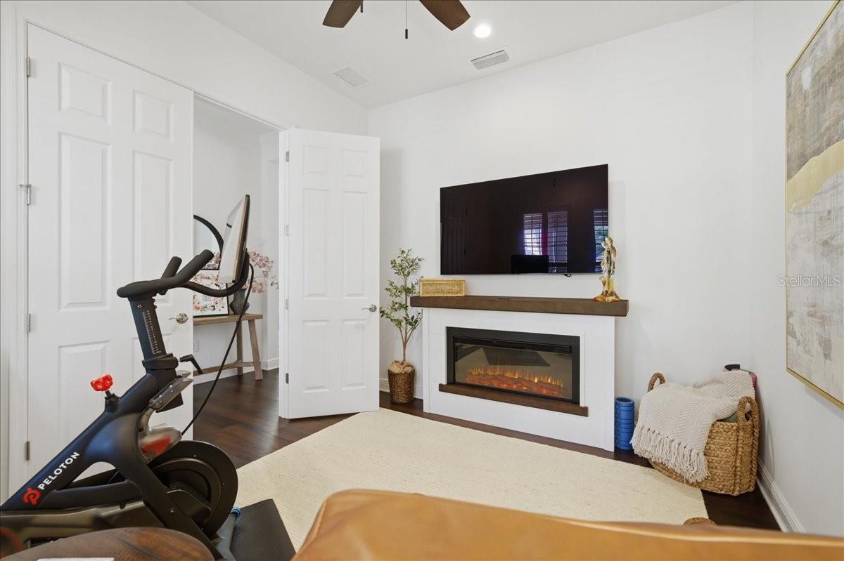 MIRABAY PH 3C-2 - Residential