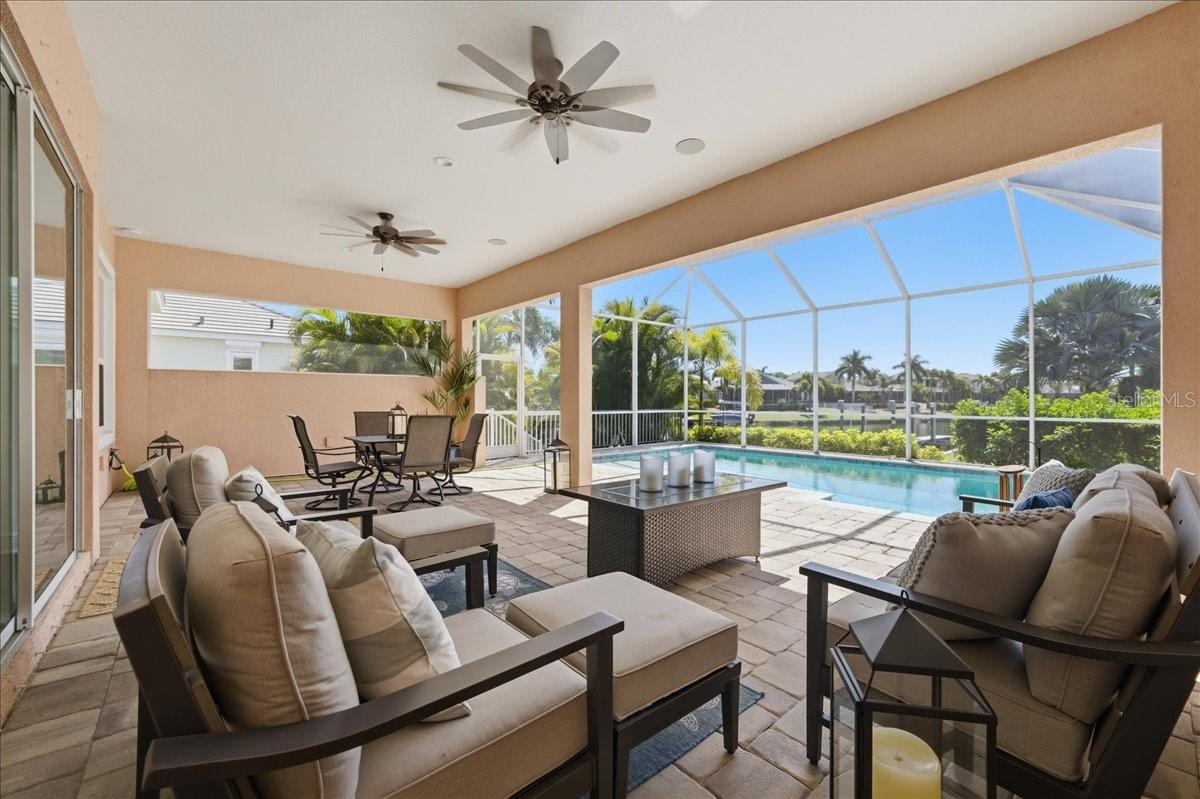 MIRABAY PH 3C-2 - Residential