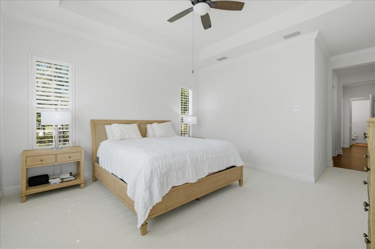 MIRABAY PH 3C-2 - Residential