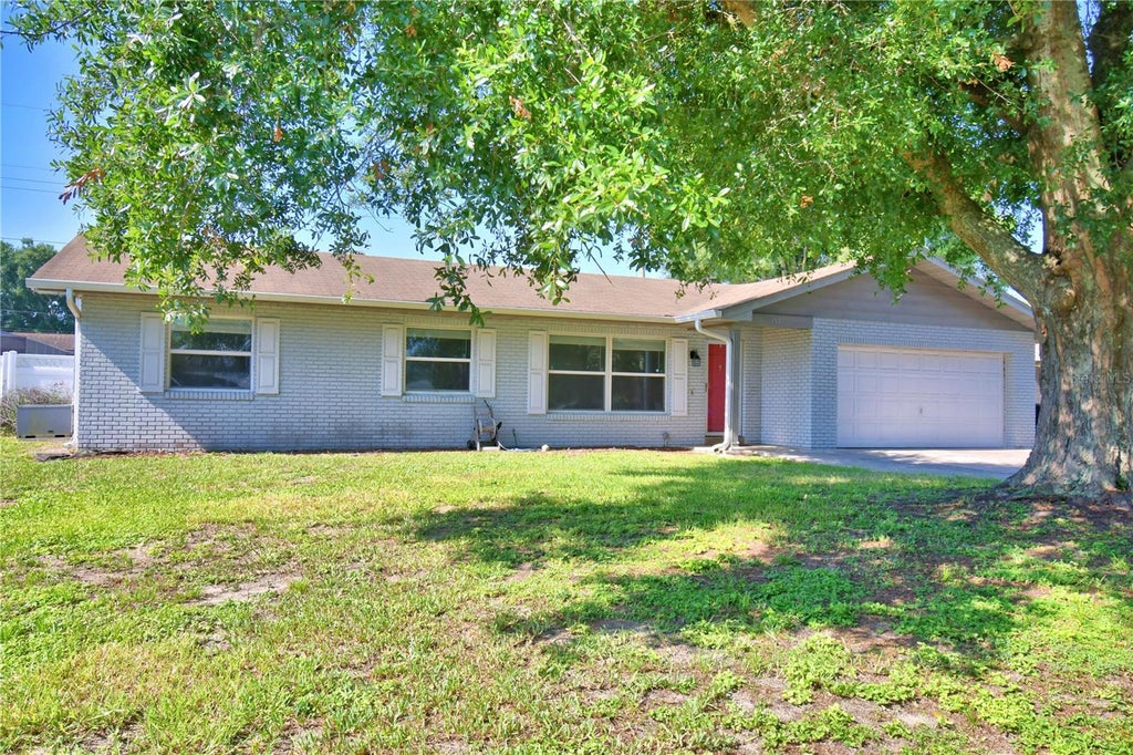 Photo of 153 Browning Cir, Winter Haven, FL 33884 (MLS # S5155806)