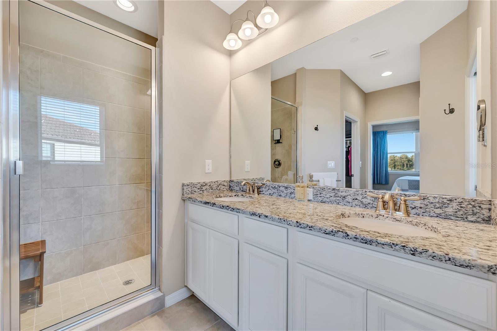 BACCIANO II AT ESPLANADE LWR PH 21 - Residential