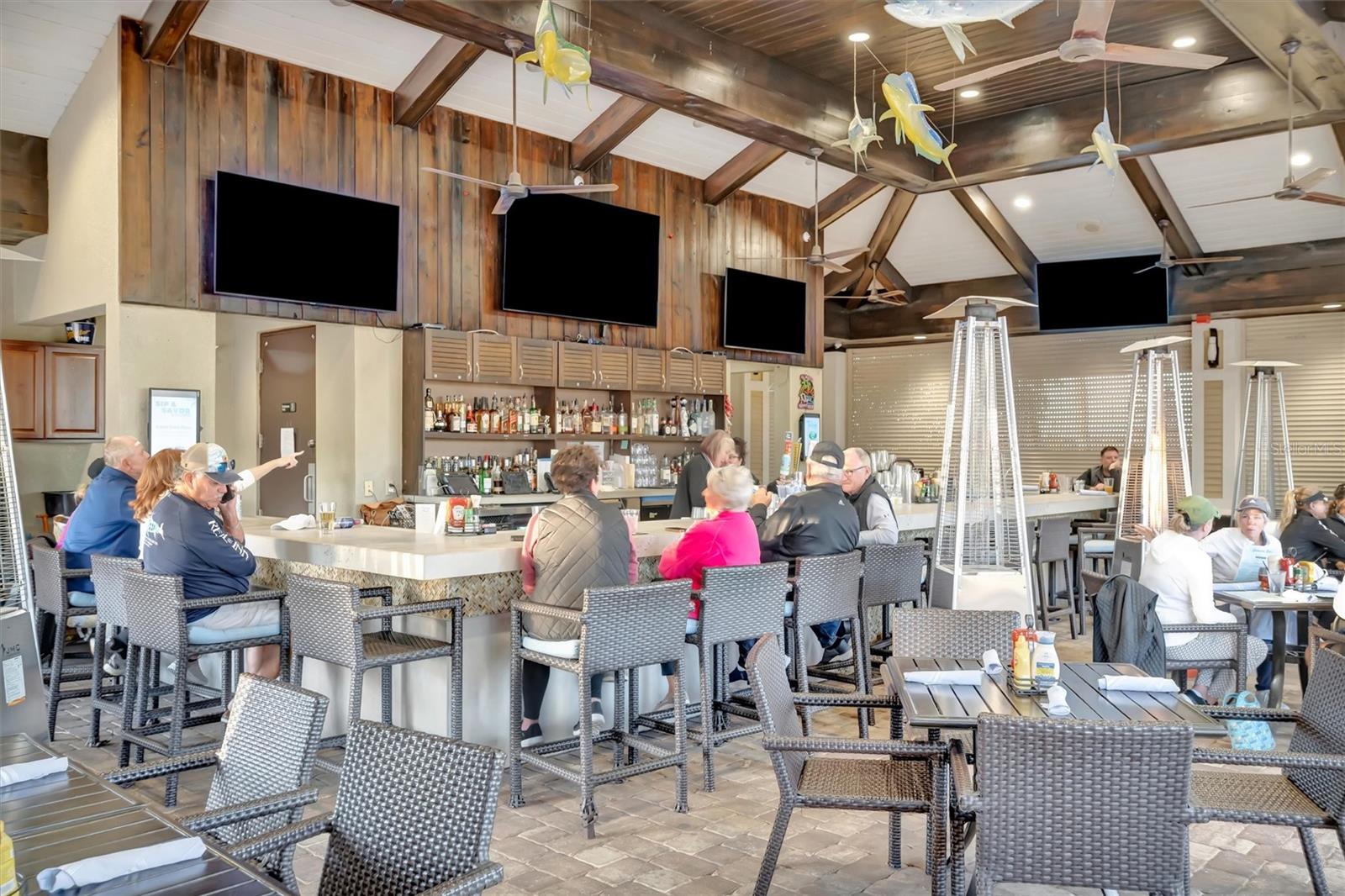 BACCIANO II AT ESPLANADE LWR PH 21 - Residential