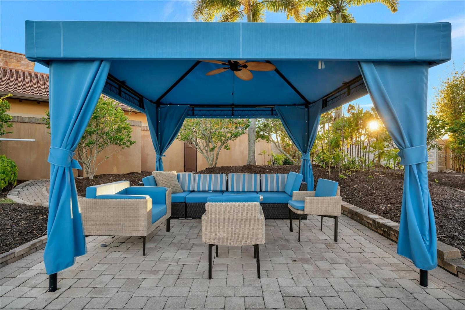 BACCIANO II AT ESPLANADE LWR PH 21 - Residential