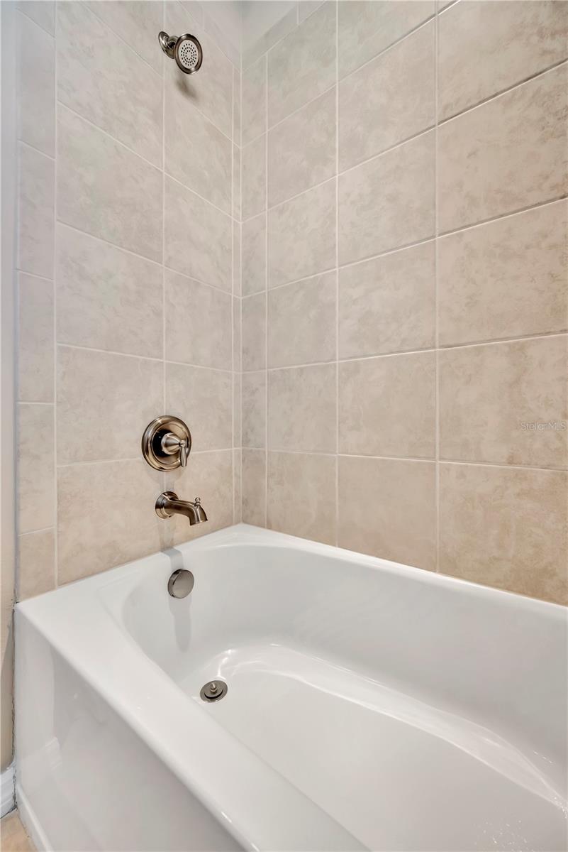 BACCIANO II AT ESPLANADE LWR PH 21 - Residential