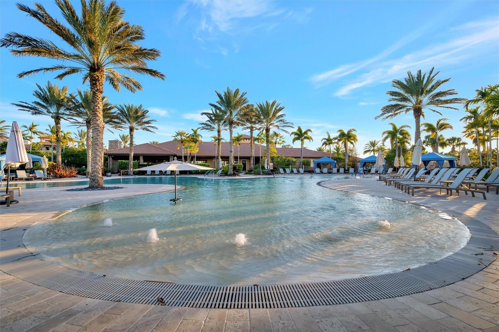 BACCIANO II AT ESPLANADE LWR PH 21 - Residential