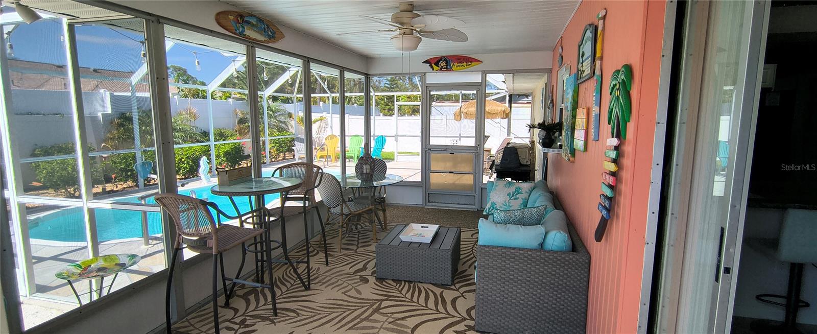 SOUTH VENICE - Residential Lease