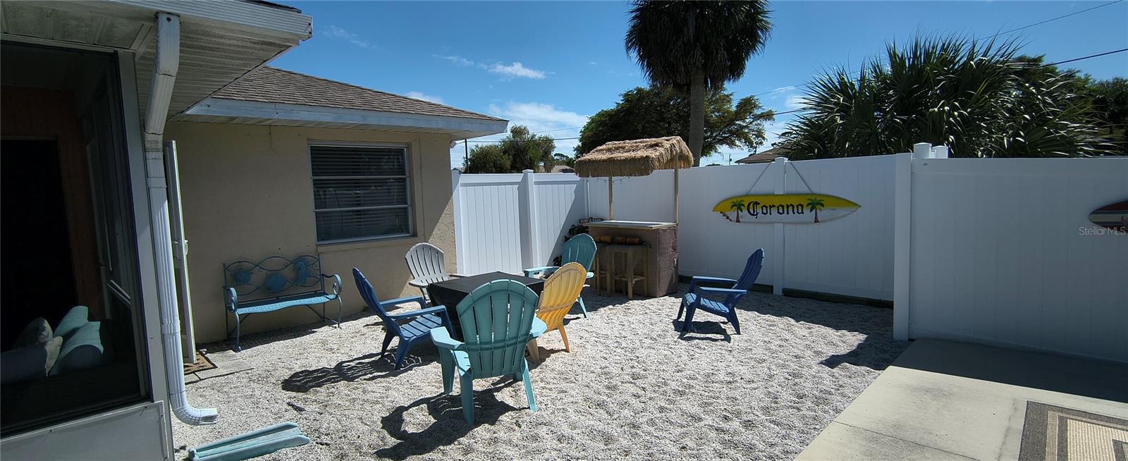 SOUTH VENICE - Residential Lease