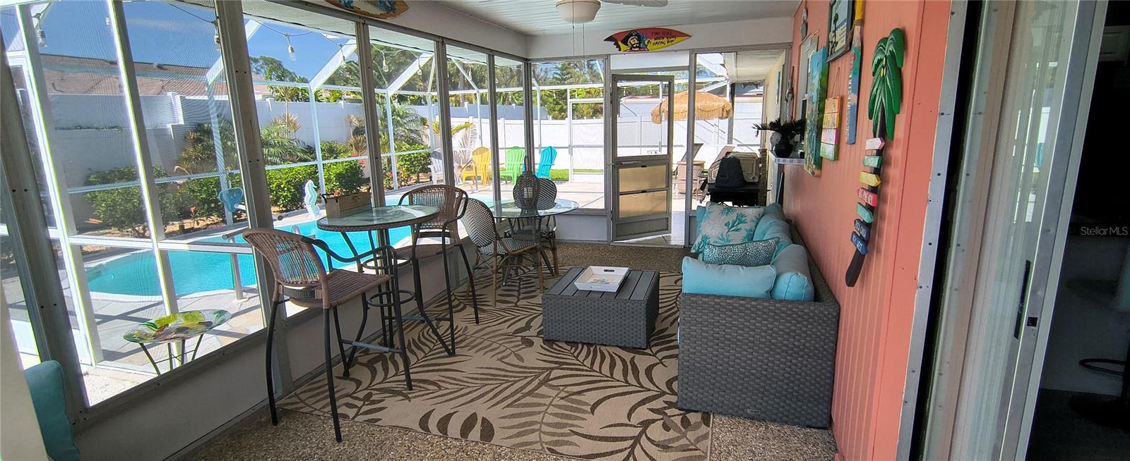 SOUTH VENICE - Residential Lease