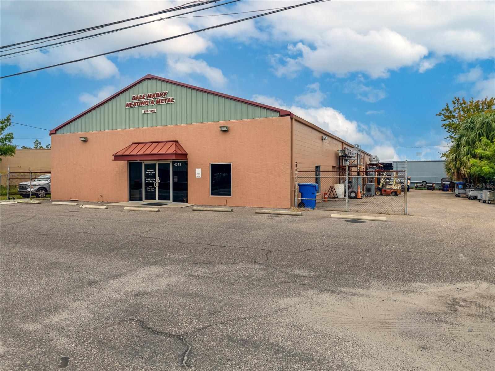 DREW PARK RE OF - Commercial Sale