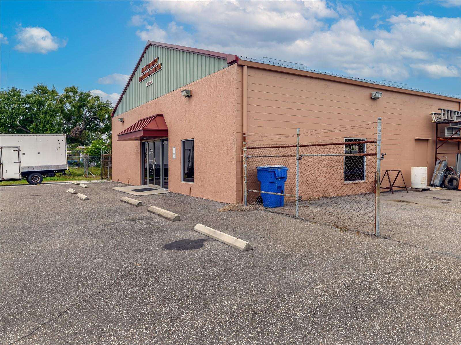 DREW PARK RE OF - Commercial Sale