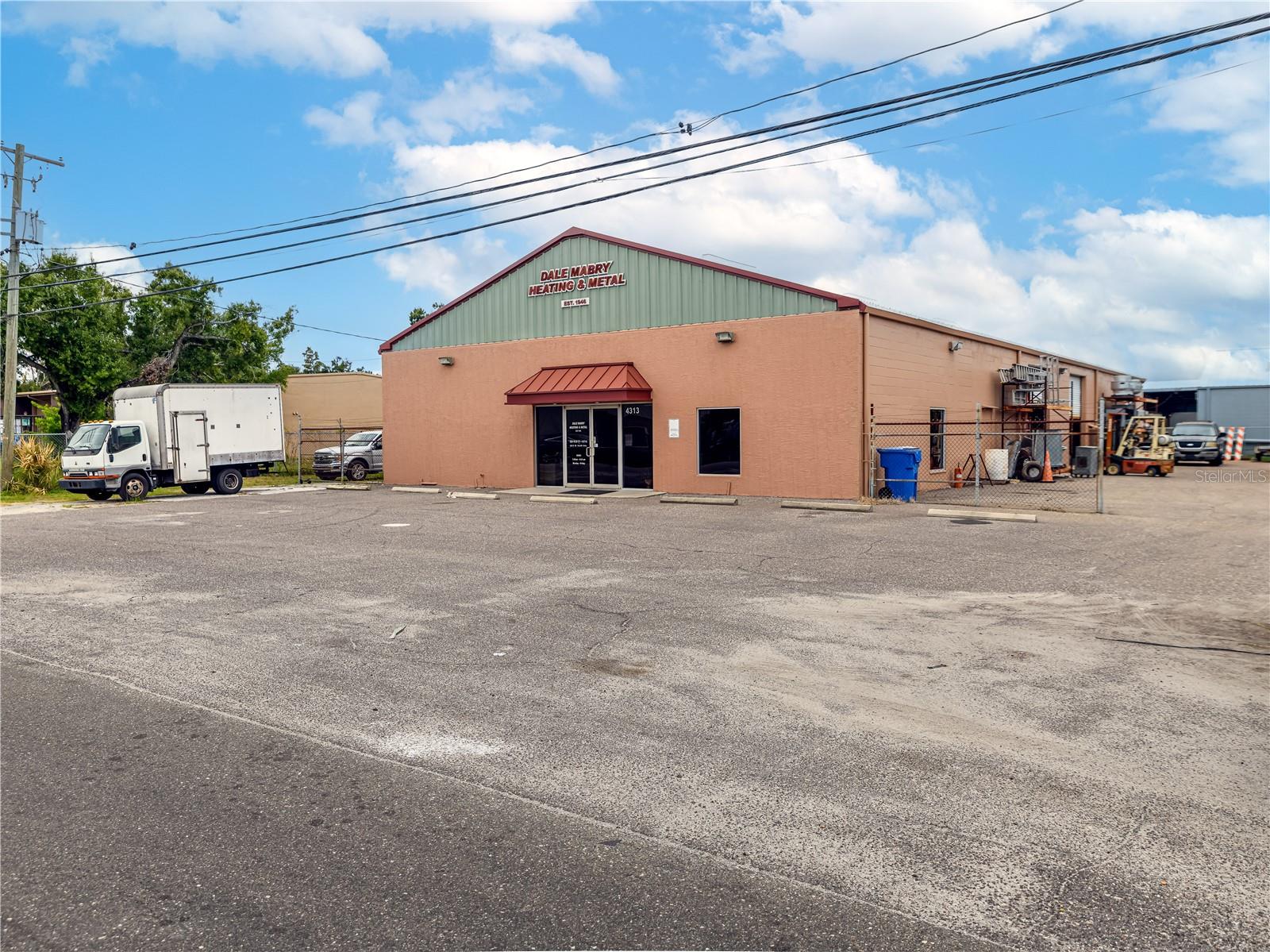 DREW PARK RE OF - Commercial Sale