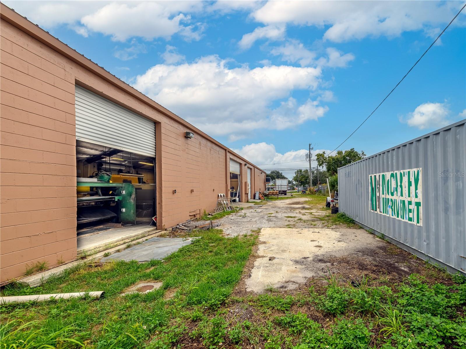 DREW PARK RE OF - Commercial Sale