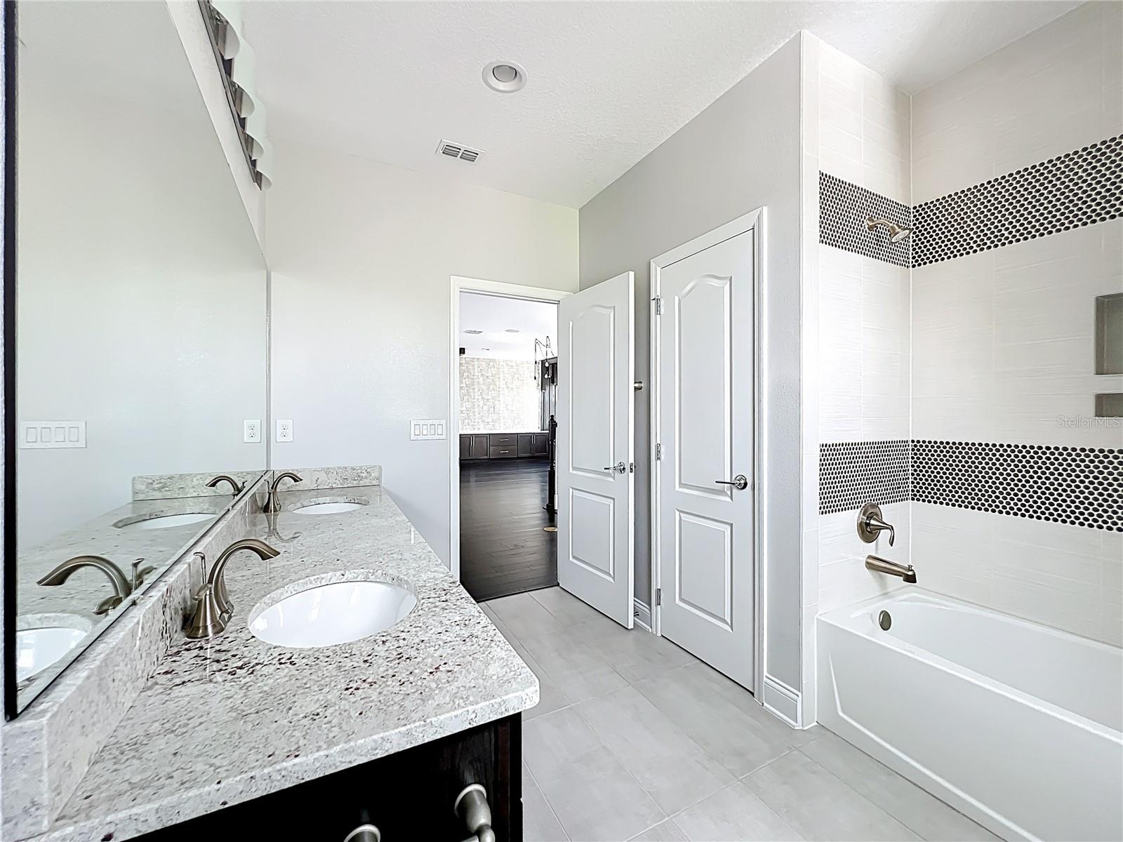 ENCORE/OVATION PH 1 - Residential