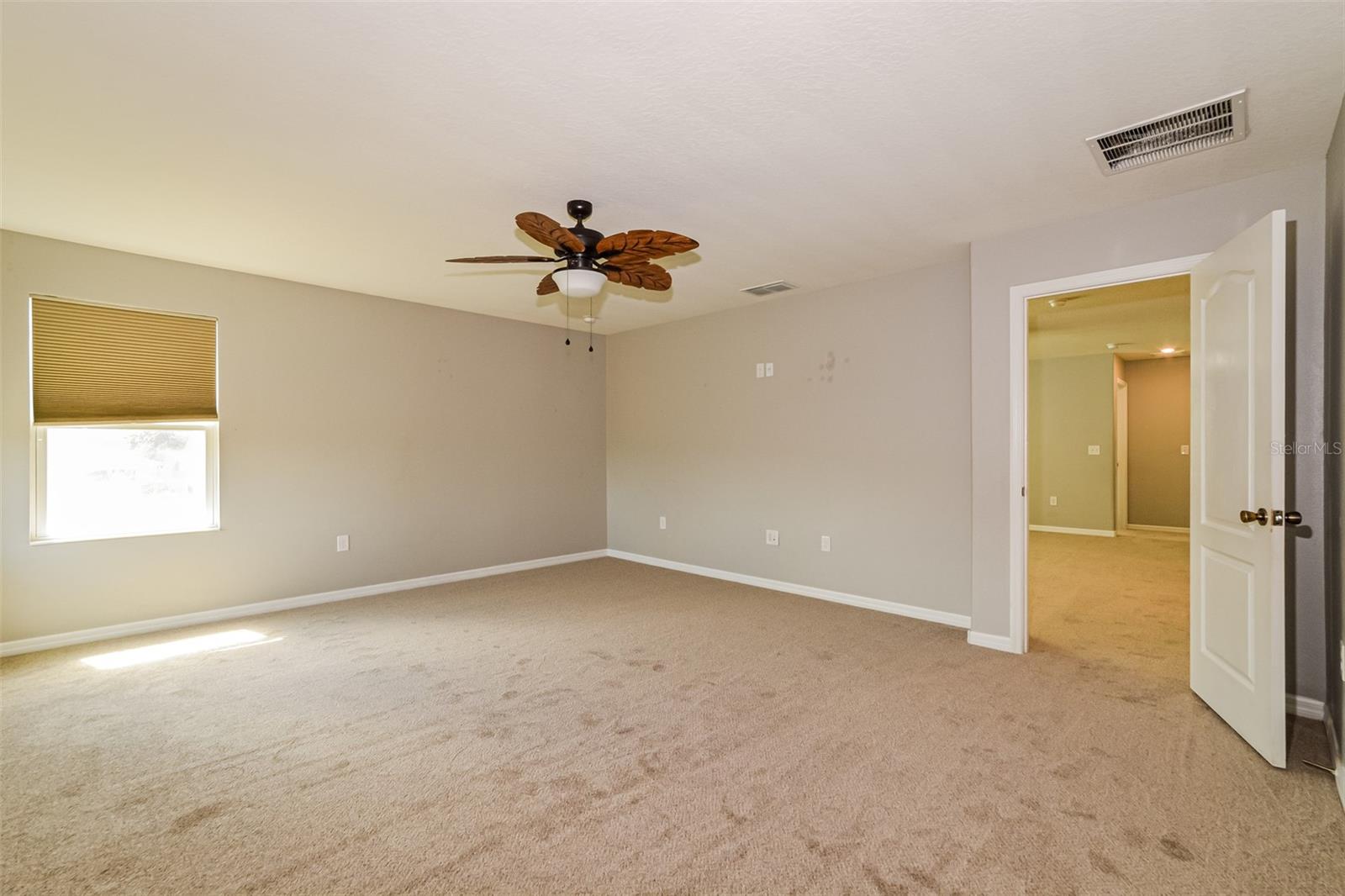 STEWART LAKE PRESERVE - Residential