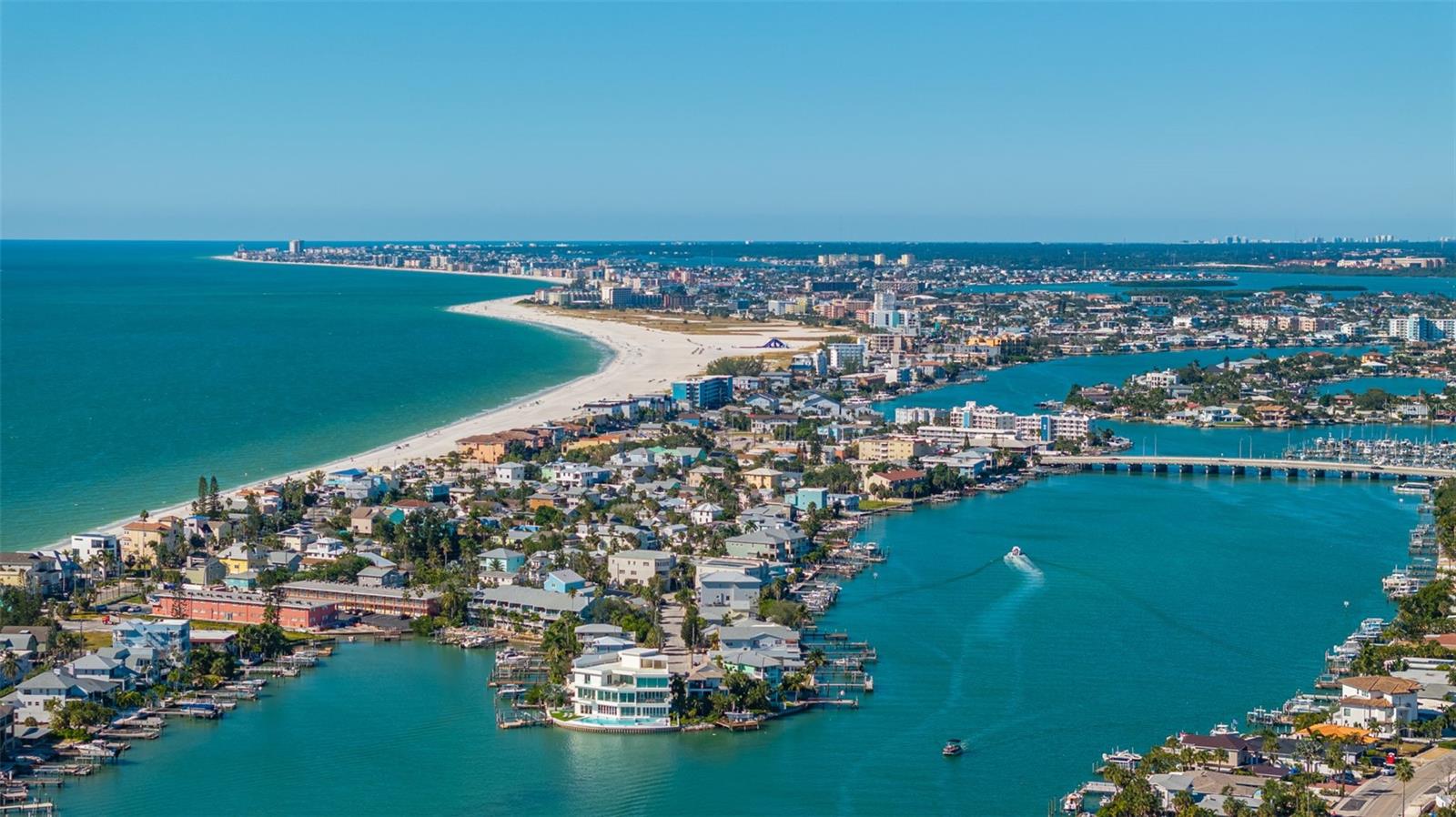 PASADENA SHORES - Residential