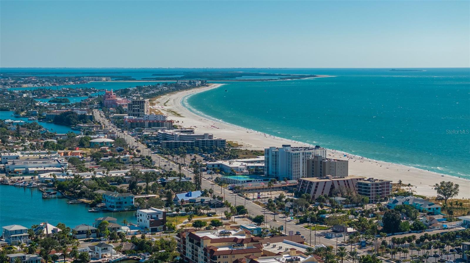 PASADENA SHORES - Residential