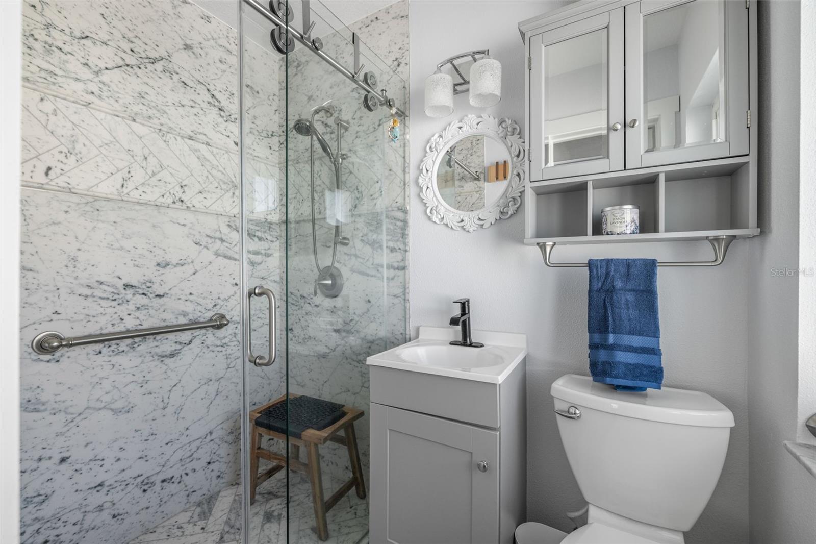 PASADENA SHORES - Residential