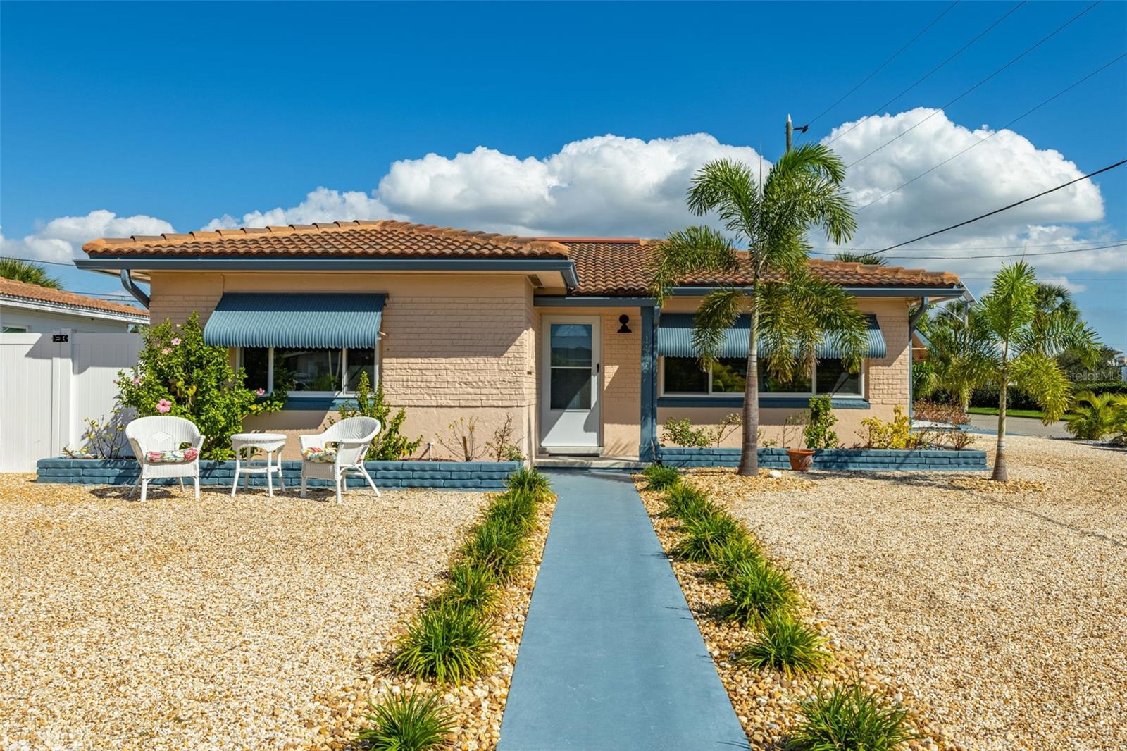 PASADENA SHORES - Residential