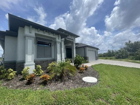 A home in PORT CHARLOTTE