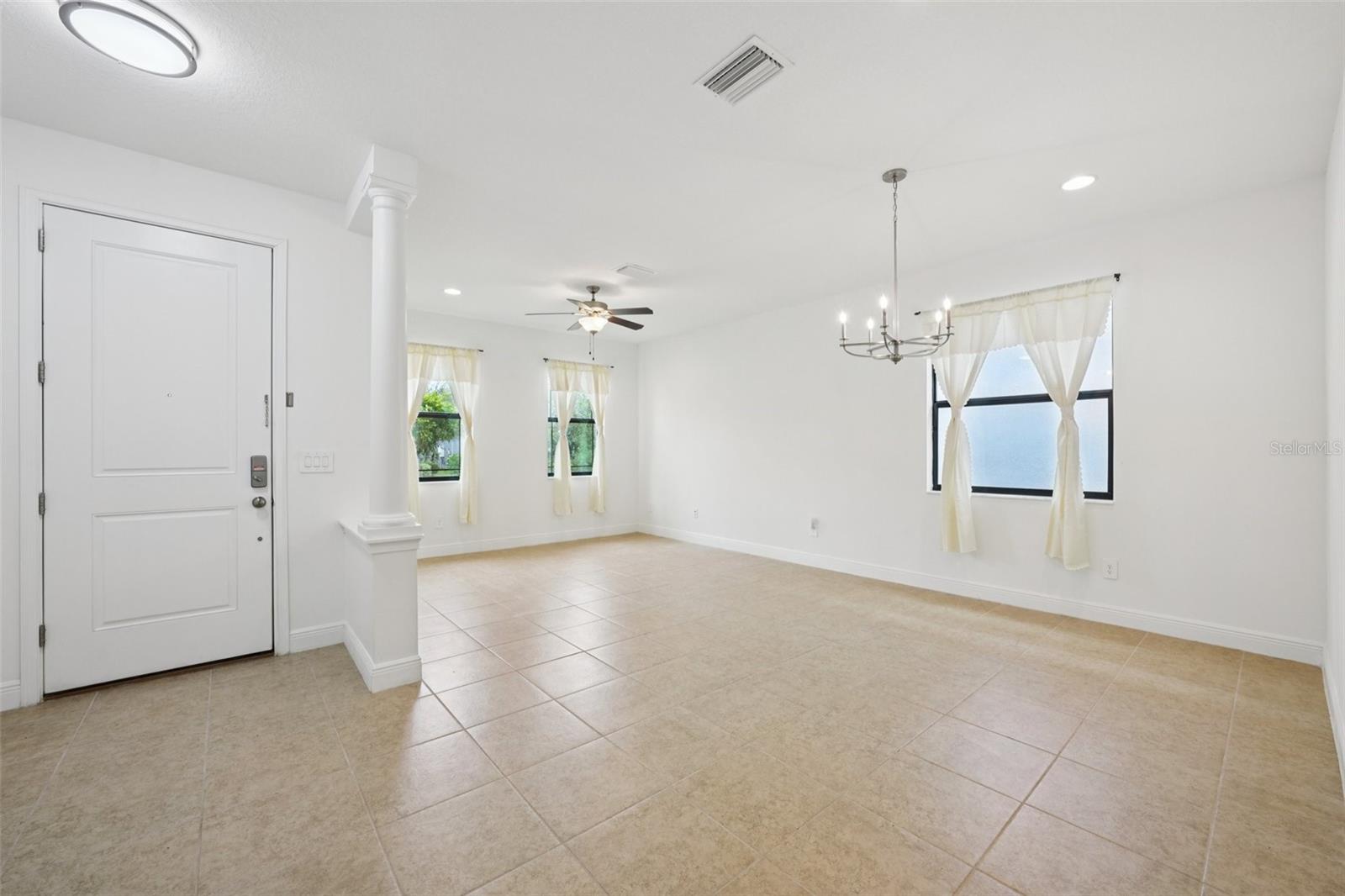 1214 FLORABLU DRIVE
