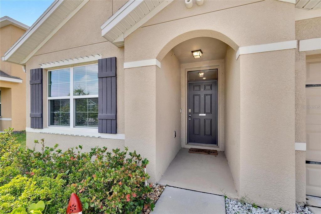 Photo of 10324 Geese Trail Circle, Sun City Center, FL 33573 (MLS # TB8496159)