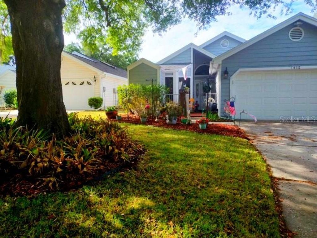 Photo of 1412 Walden Oaks Place, Plant City, FL 33563 (MLS # TB8490489)
