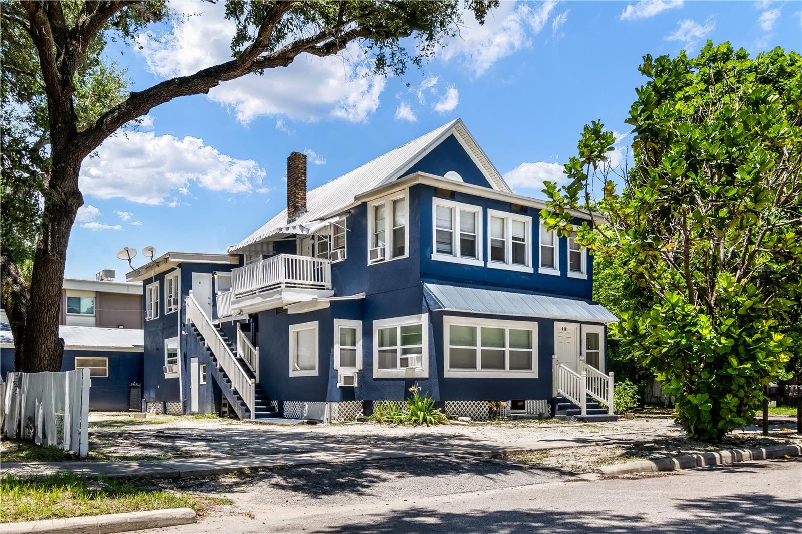 Photo 1 of 27 — 418 E AMELIA AVENUE A, TAMPA, FL 33602