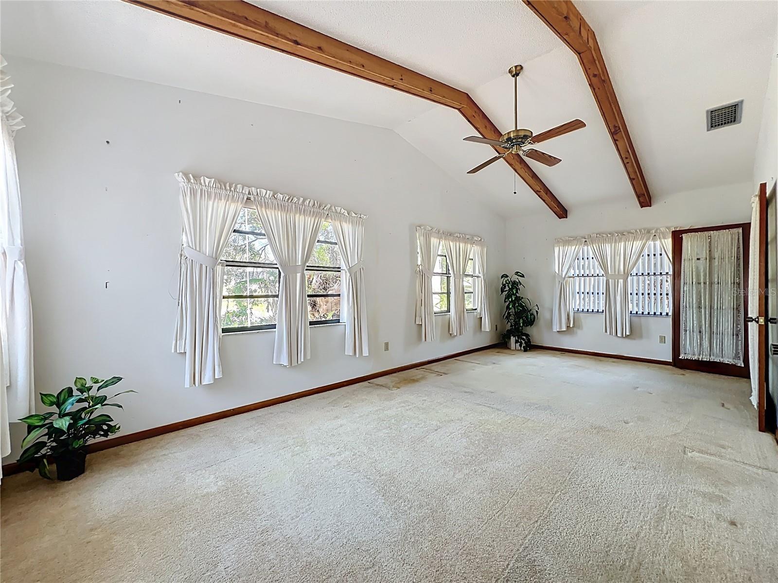 WEDGEWOOD TENNIS VILLAS - Residential