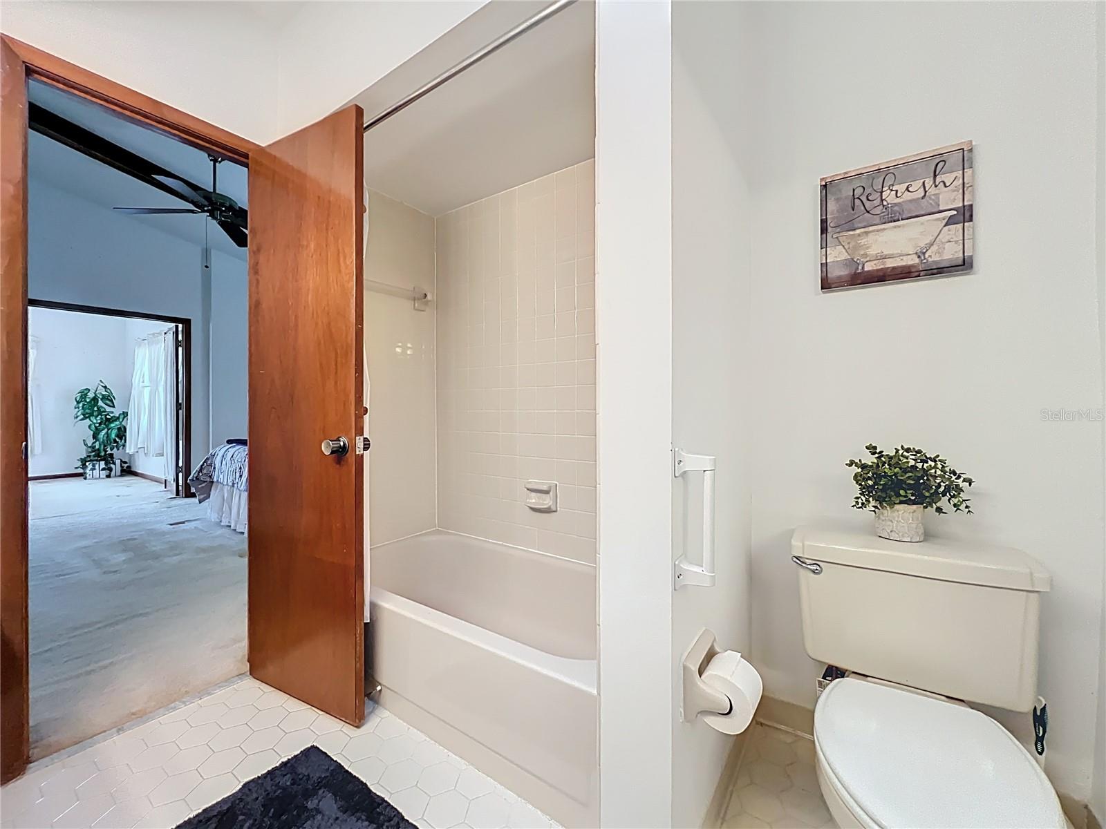 WEDGEWOOD TENNIS VILLAS - Residential