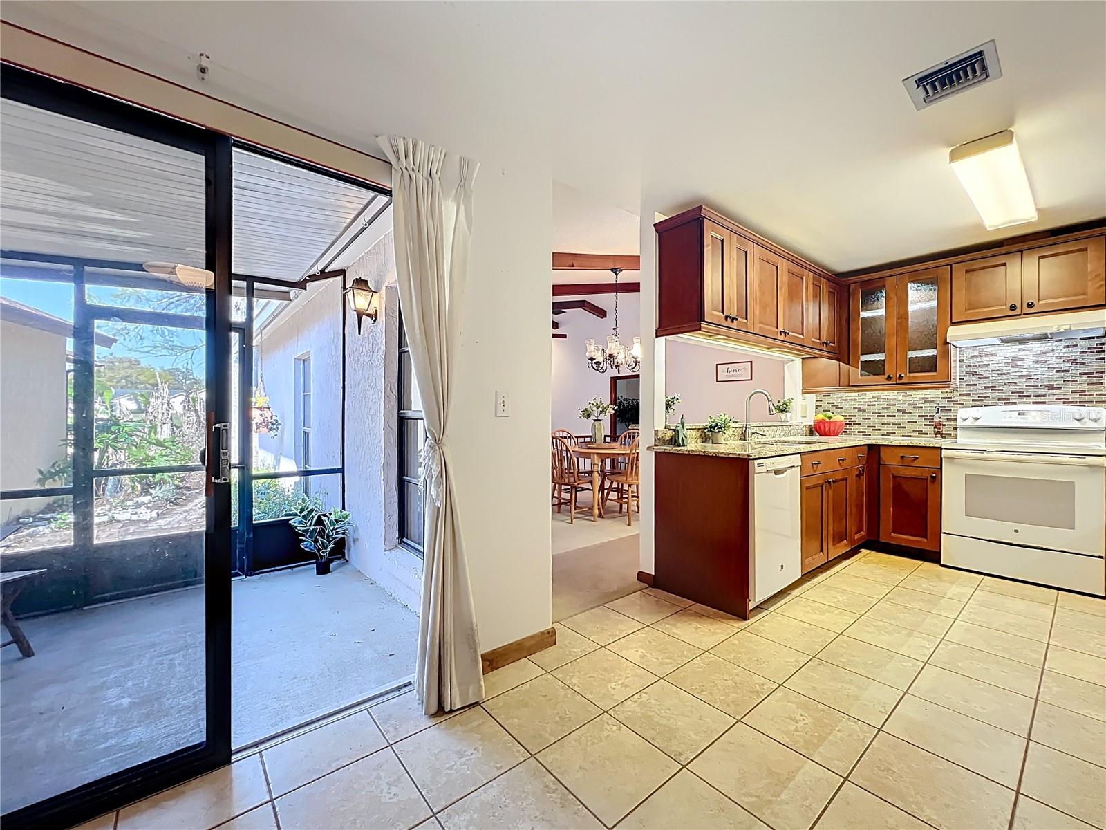 WEDGEWOOD TENNIS VILLAS - Residential