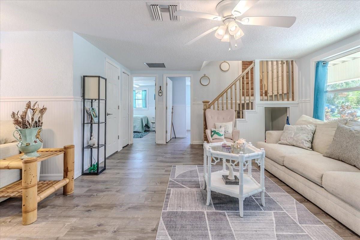 WEEKI WACHEE GARDENS - Residential