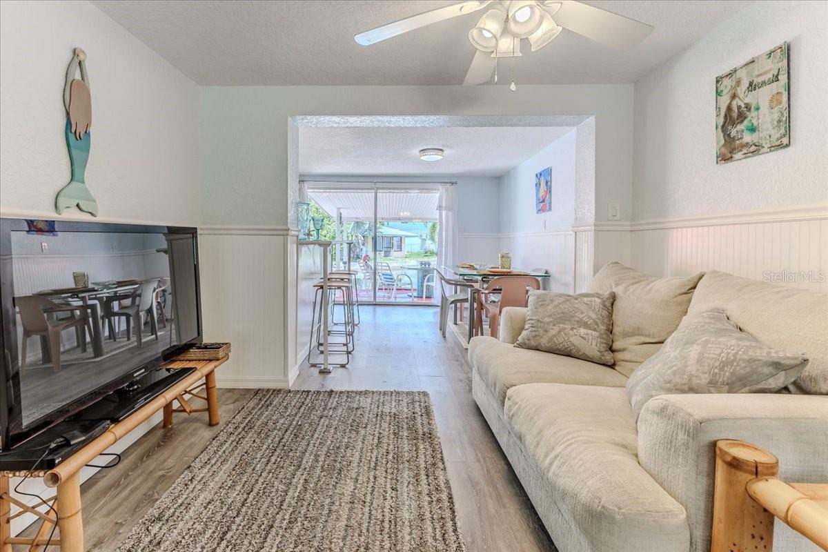 WEEKI WACHEE GARDENS - Residential