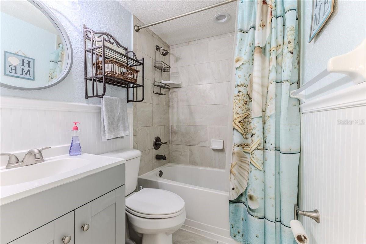 WEEKI WACHEE GARDENS - Residential