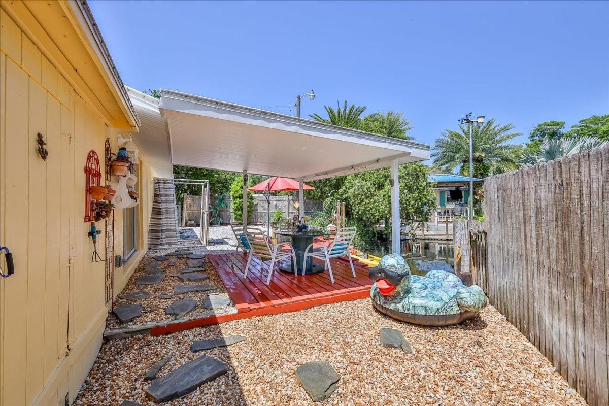 WEEKI WACHEE GARDENS - Residential