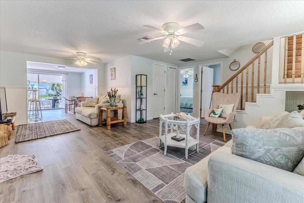 WEEKI WACHEE GARDENS - Residential